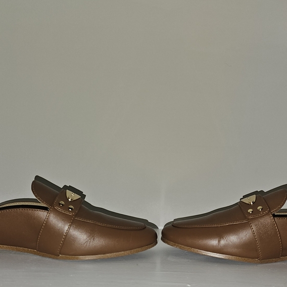 Michael Kors Plate Mule - Picture 3 of 6